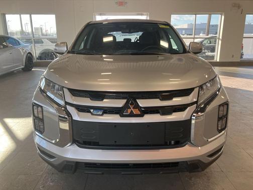 2025 Mitsubishi Outlander Sport SE