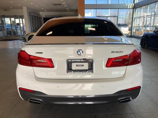 2019 BMW 540 i xDrive
