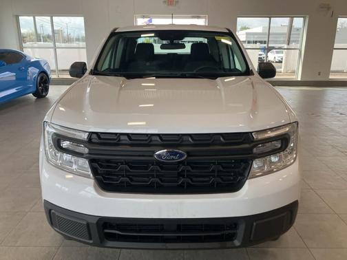 Oxford White 2024 Ford Maverick XL