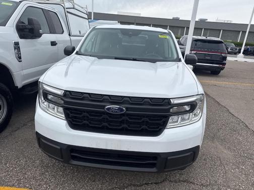 Oxford White 2024 Ford Maverick XL
