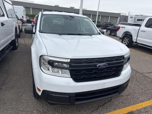 Oxford White 2024 Ford Maverick XL