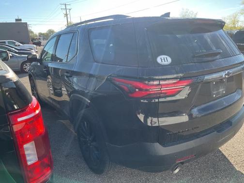 2022 Chevrolet Traverse RS