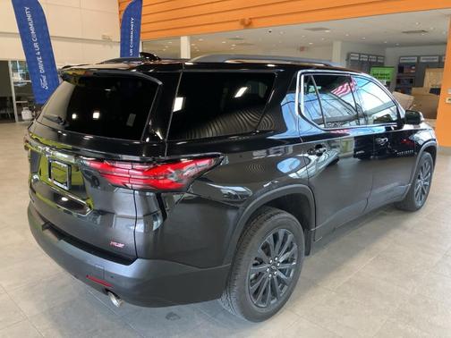 2022 Chevrolet Traverse RS
