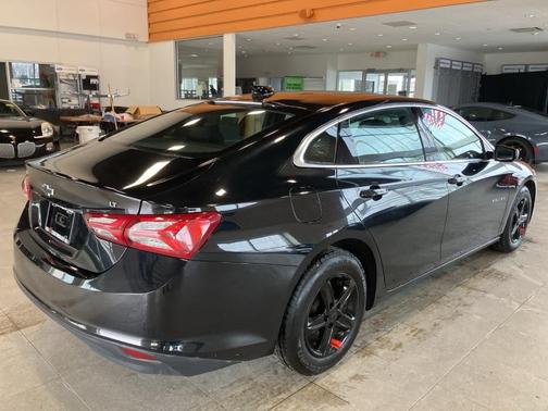 2022 Chevrolet Malibu LT