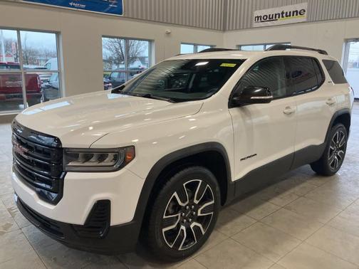 Black 2021 GMC Acadia SLE