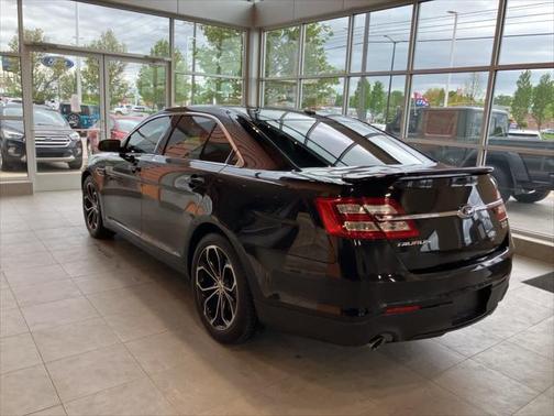 2013 Ford Taurus SHO