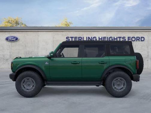 Eruption Green Metallic 2025 Ford Bronco Outer Banks