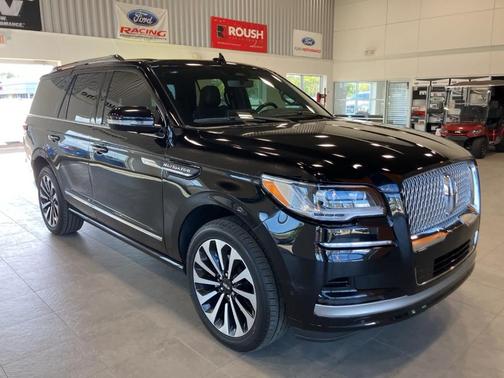 2023 Lincoln Navigator Reserve