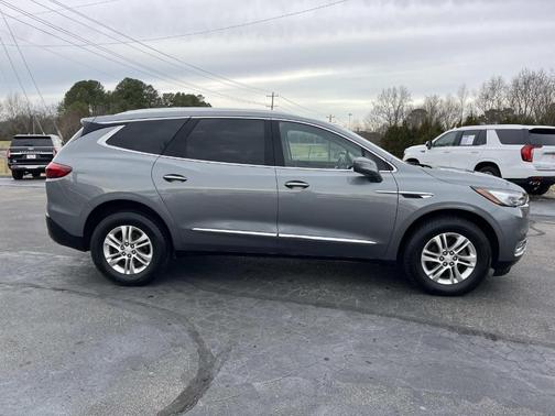 2018 Buick Enclave Essence