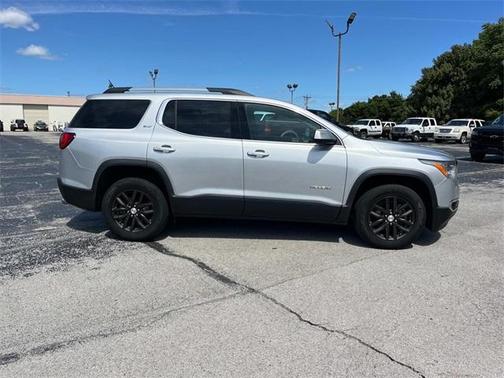 2018 GMC Acadia SLT-1