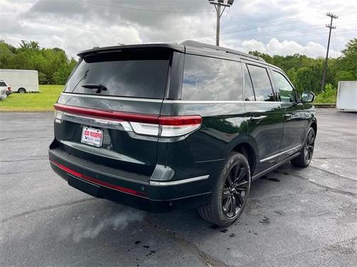 2024 Lincoln Navigator Black Label