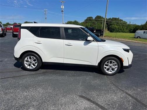 2024 Kia Soul S