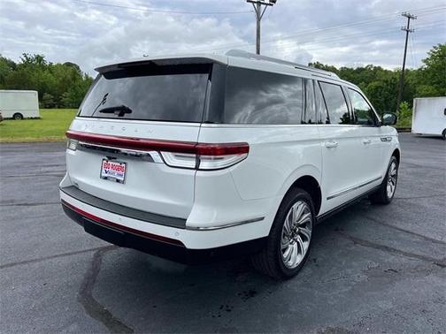 2024 Lincoln Navigator L Reserve