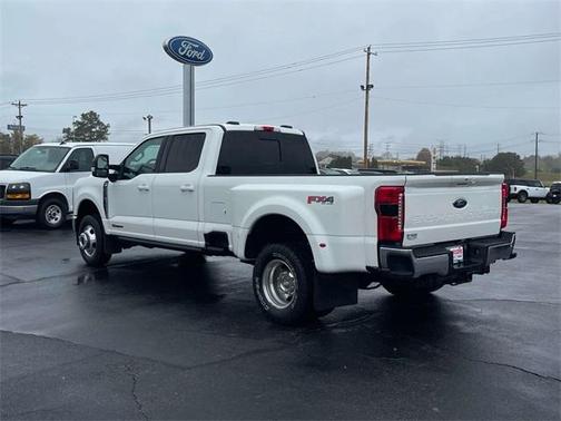 2024 Ford F-350 Lariat Super Duty