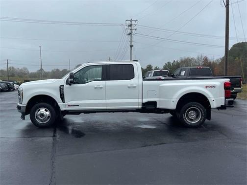 2024 Ford F-350 Lariat Super Duty
