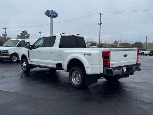 2024 Ford F-350 Lariat Super Duty