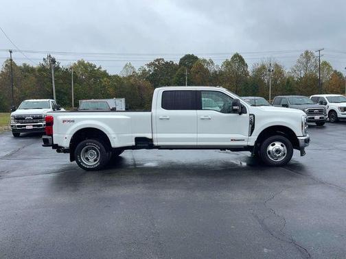 2024 Ford F-350 Lariat Super Duty