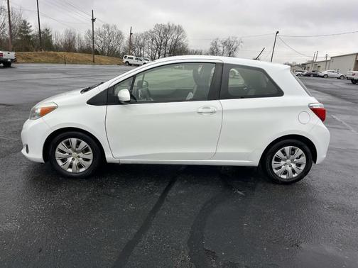 2014 Toyota Yaris L