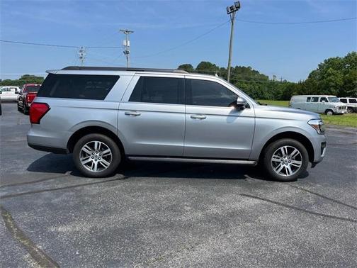 2024 Ford Expedition Max XLT