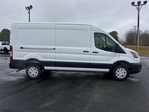 2026 Ford Transit-250 148 WB Medium Roof Cargo