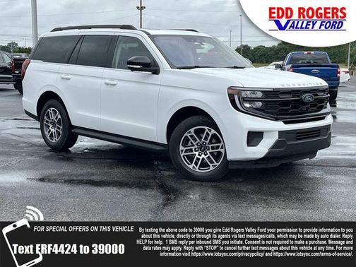 Oxford White 2025 Ford Expedition Active