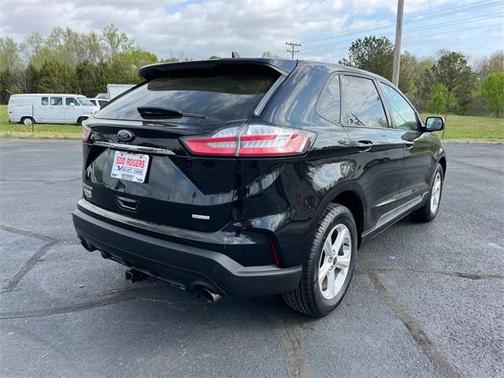 2020 Ford Edge SE
