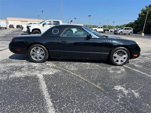2002 Ford Thunderbird w/Hardtop Premium