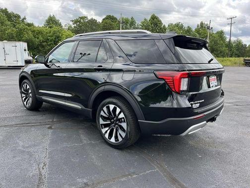 Agate Black Metallic 2026 Ford Explorer Platinum