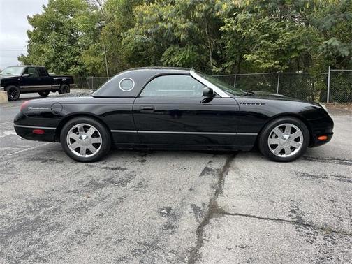2002 Ford Thunderbird Deluxe