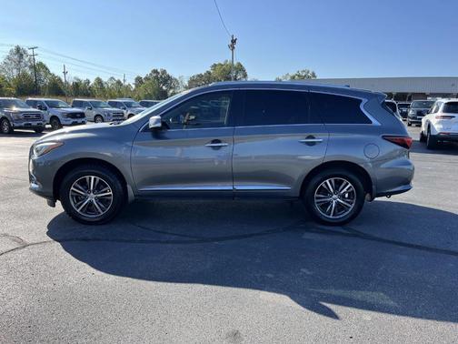2017 INFINITI QX60 Base