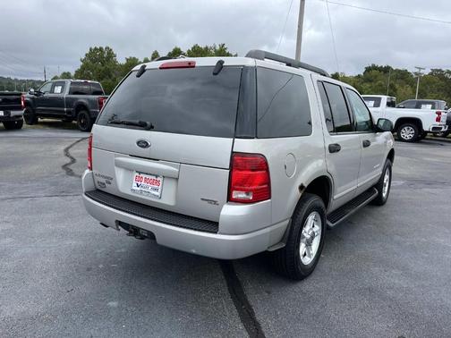 2005 Ford Explorer XLT