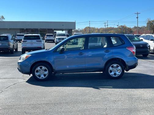 2015 Subaru Forester 2.5i
