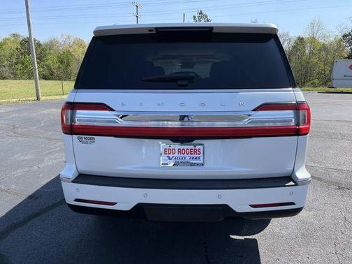 White Platinum 2019 Lincoln Navigator Reserve