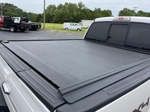 White Platinum Clearcoat Metallic 2014 Ford F-150 Lariat