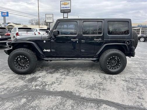 2016 Jeep Wrangler Unlimited Sahara