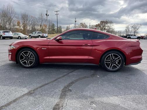 2021 Ford Mustang GT
