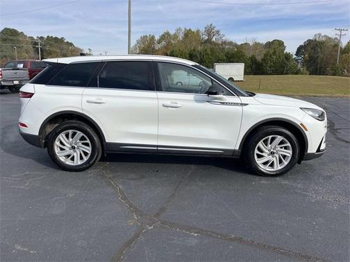 2023 Lincoln Corsair Standard