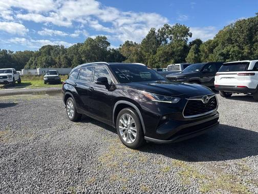 2022 Toyota Highlander Limited