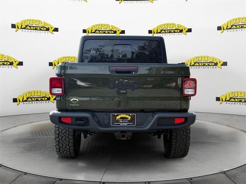 2022 Jeep Gladiator Sport