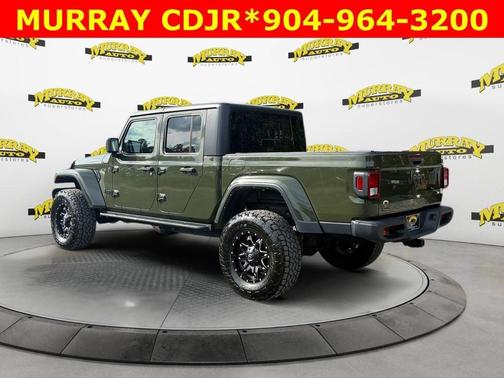 2022 Jeep Gladiator Sport