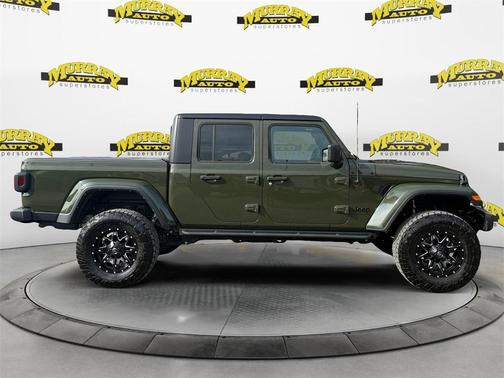 2022 Jeep Gladiator Sport