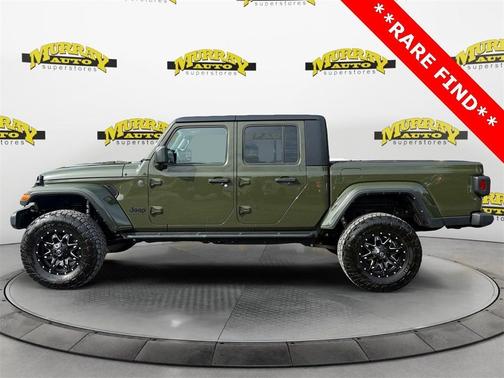 2022 Jeep Gladiator Sport