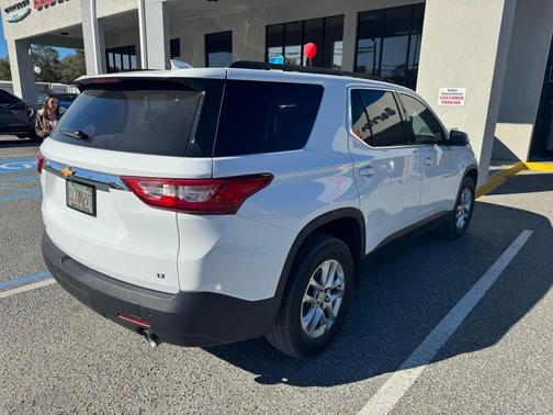 2021 Chevrolet Traverse LT Leather