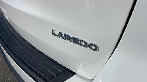 Photo 5 of 39 of 2018 Jeep Grand Cherokee Laredo