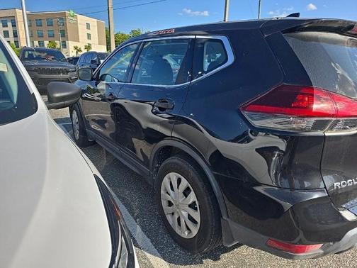 2020 Nissan Rogue S