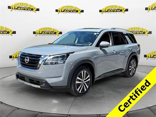 2022 Nissan Pathfinder Platinum