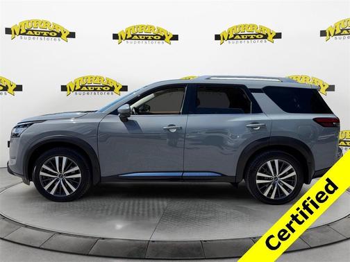 2022 Nissan Pathfinder Platinum