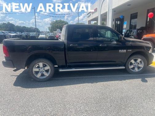 2018 RAM 1500 ST