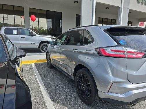 2021 Ford Edge ST-Line