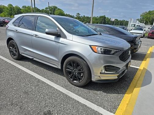 2021 Ford Edge ST-Line